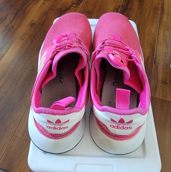 Adidas - Picture 4 of 6